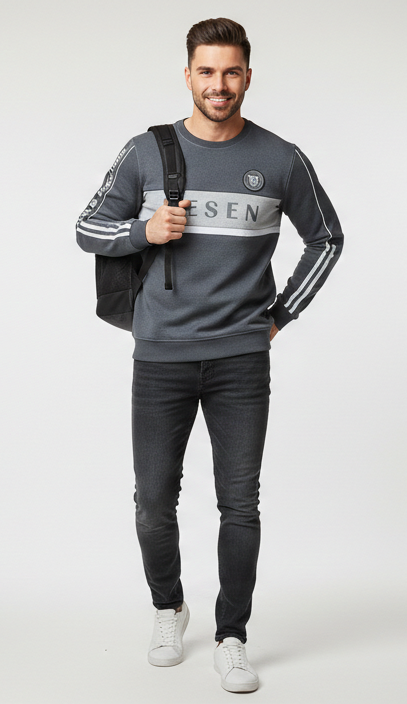 SWEATSHIRT